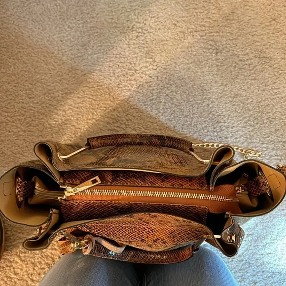Persamam New York Snake Print Handbag - Picture 6 of 11